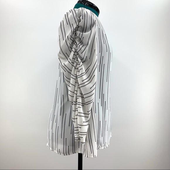 Cabi Clothing Devoted Blouse #3958, Large - Picture 10 of 16